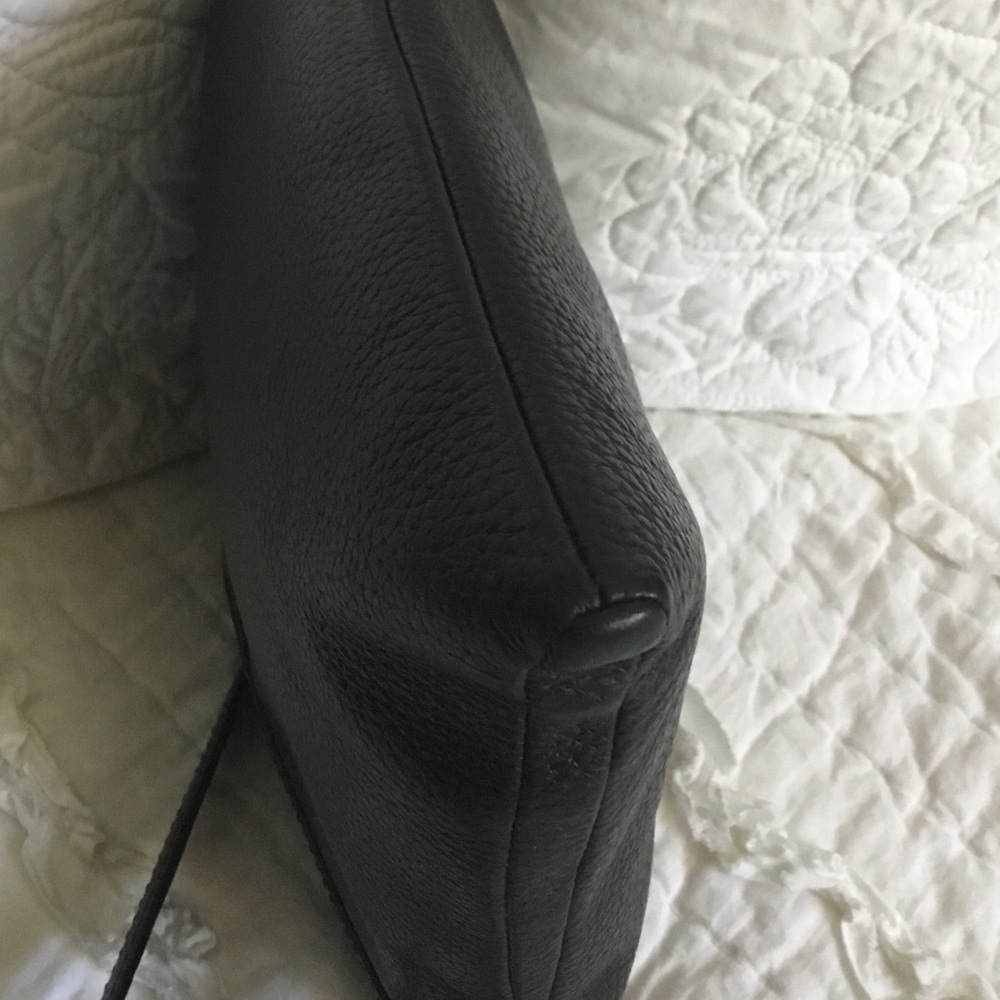 Fossil Black Leather Multi Pocket Crossbody Bag - Picture 6 of 12